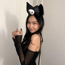 UWUCUTESINGLE
